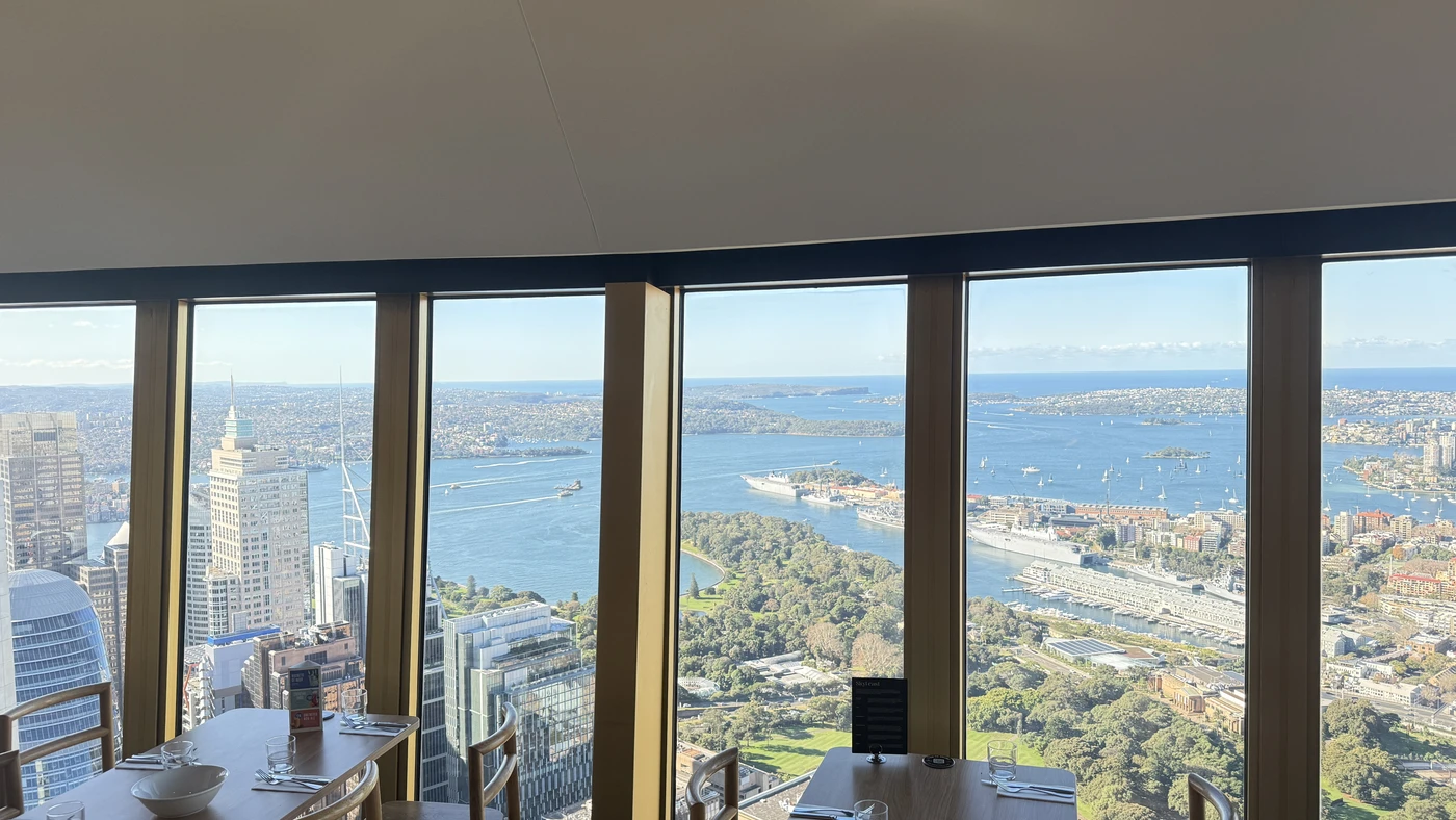 Sydney Tower 82层的SkyFeast旋转餐厅 · 原始照片 04